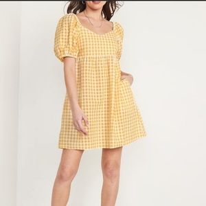 Old Navy Fit & Flare Puff Sleeve Dress